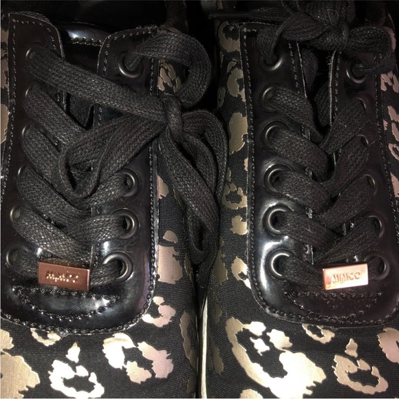 MIMCO SHOES 🖤BLACK GOLD REBEL SNEAKERS WOMENS SIZE  9 ,EU 40 🖤 RRP $179.00 - Picture 5 of 15